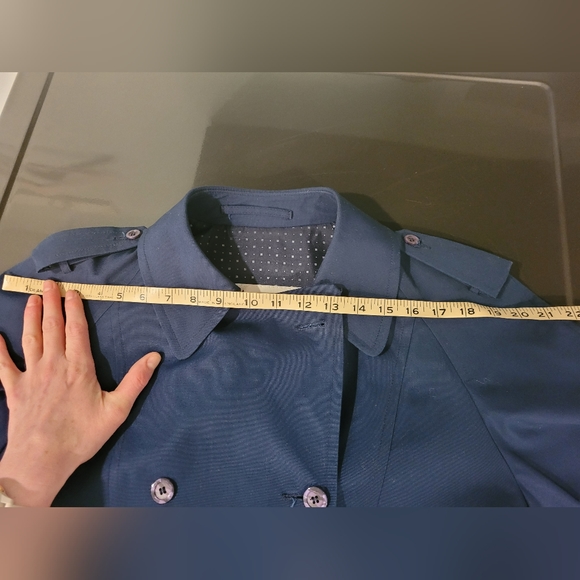 Vintage London Fog trench coat - Picture 5 of 7